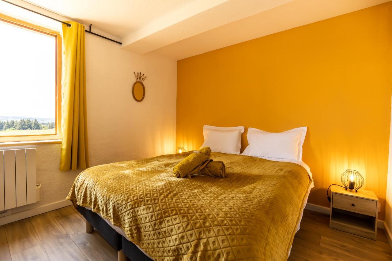 Domaine Du Coq En Pat Bed & Breakfast Augerolles Luaran gambar